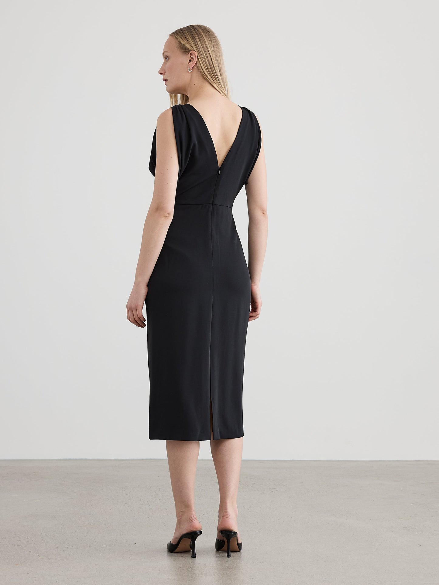 Sleeveless V-Neck Pencil Fitted Dress
